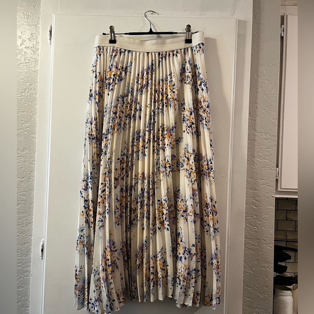 Vince Camuto floral skirt